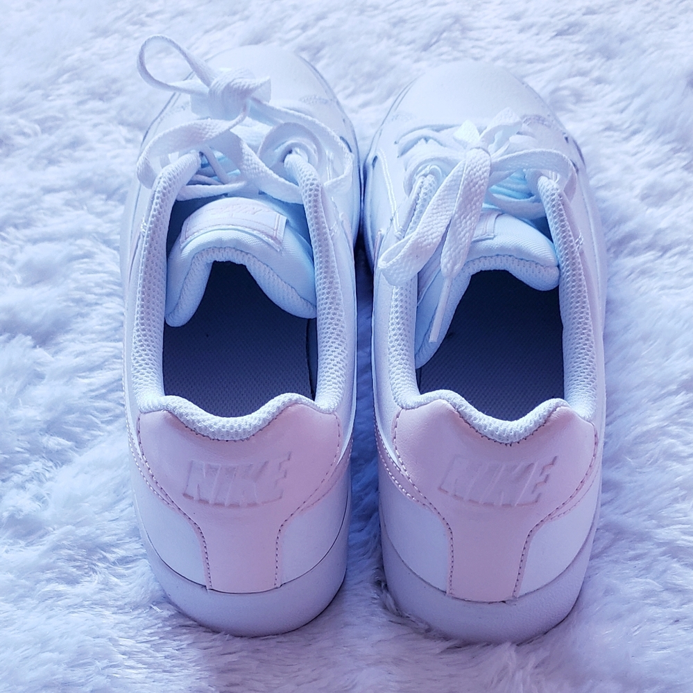 New Womens Nike Court Royale - Picture 6 of 8
